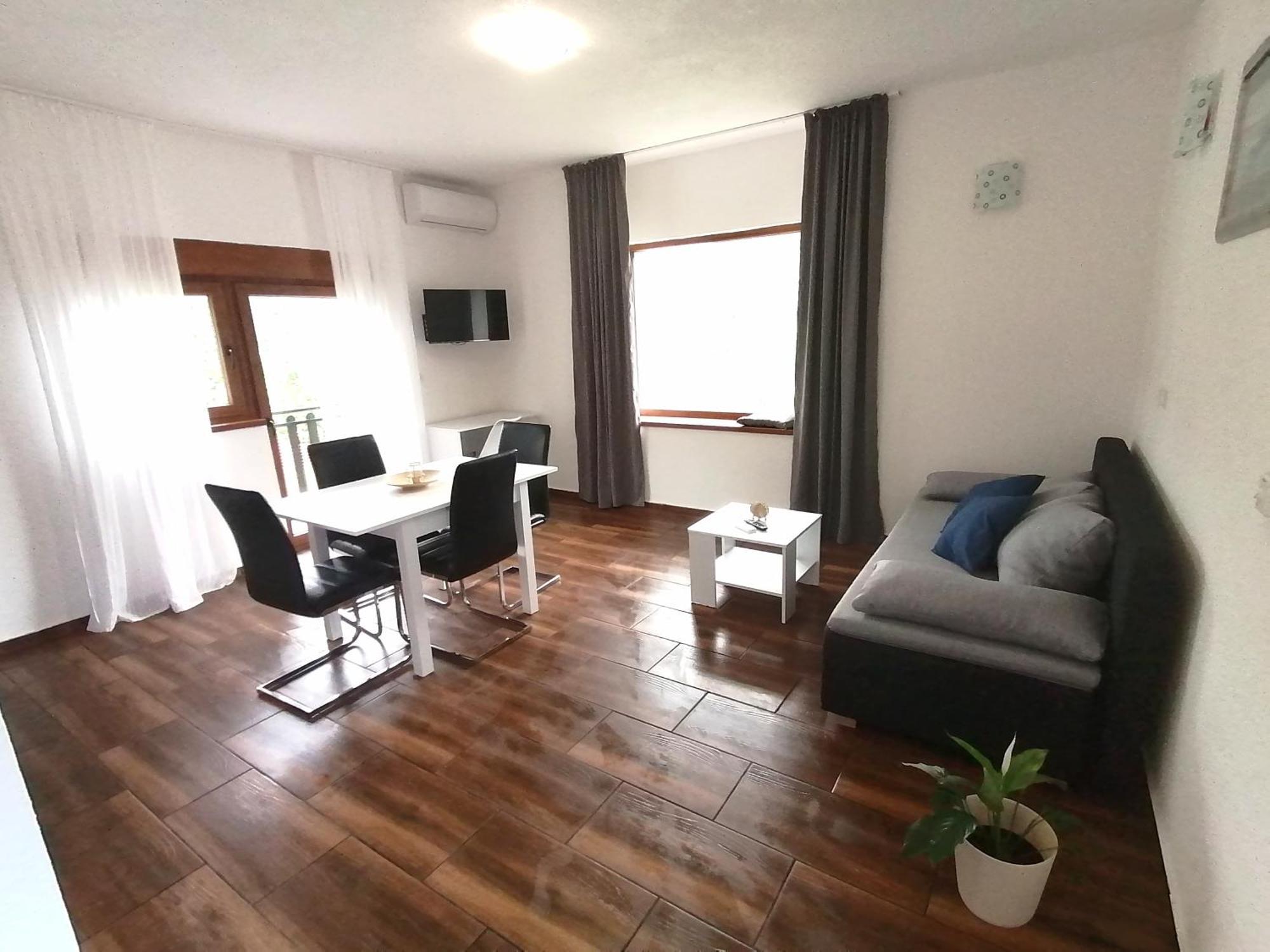 Farma&Apartmani Delić Korenica Exterior foto