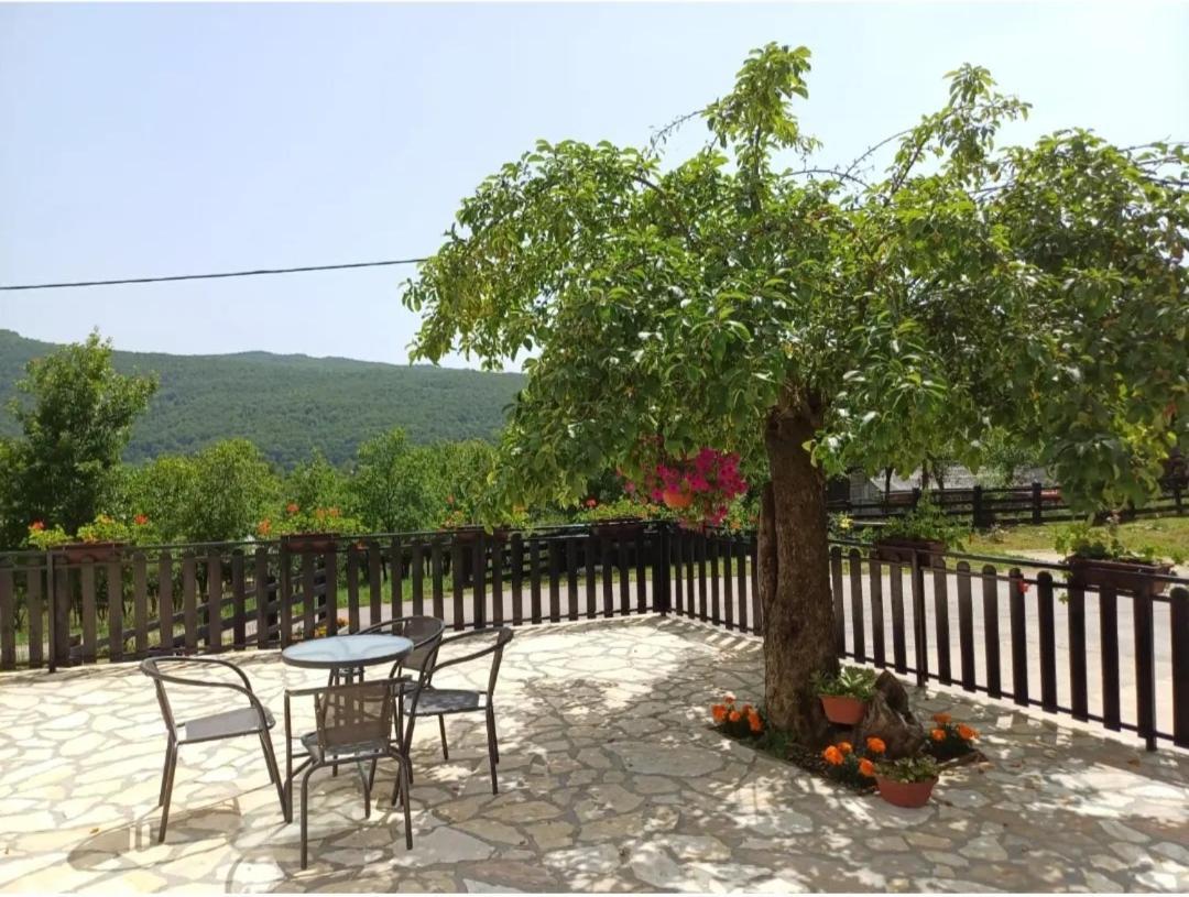 Farma&Apartmani Delić Korenica Exterior foto