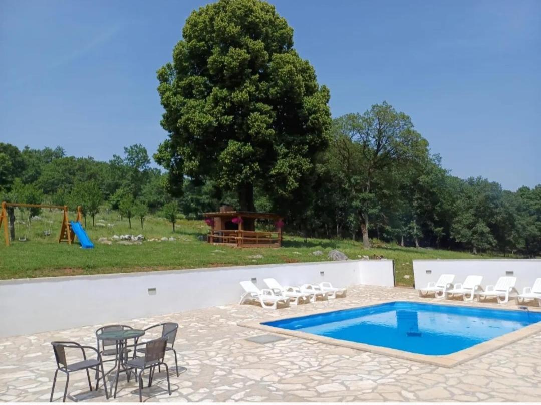 Farma&Apartmani Delić Korenica Exterior foto