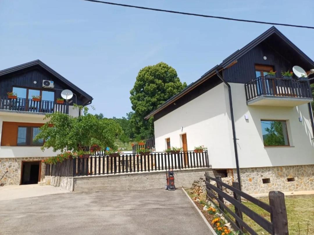 Farma&Apartmani Delić Korenica Exterior foto
